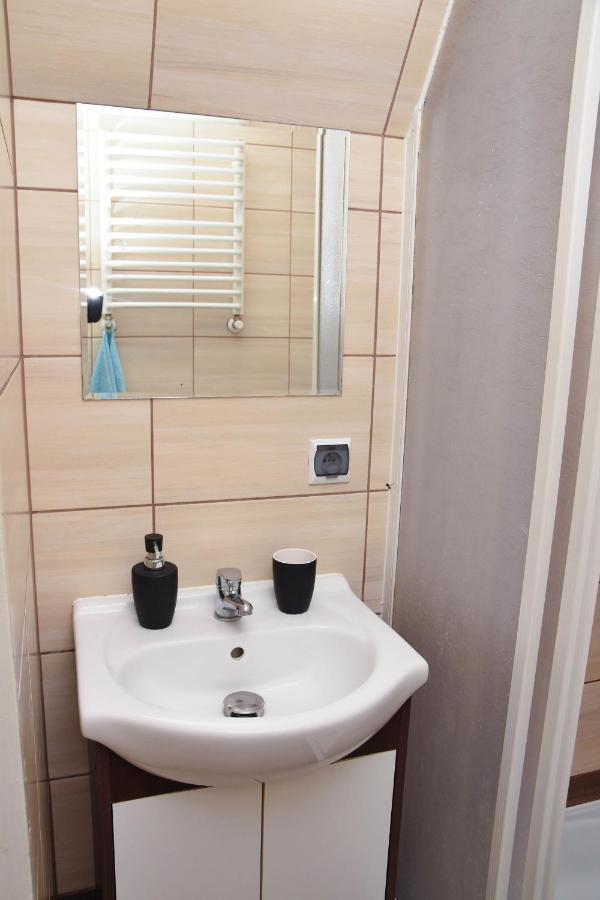 Gospodarstwo Agroturystyczne Z Basenem & Spa I Alpakami Elk Luaran gambar